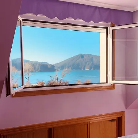 Atico En Primera Linea De Playa Daire Cedeira