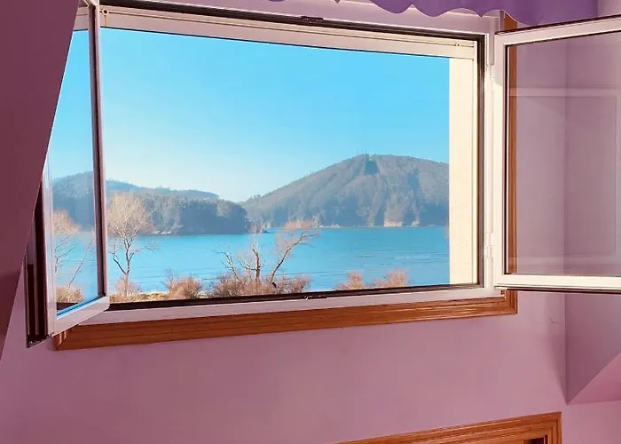 Atico En Primera Linea De Playa Appartement Cedeira